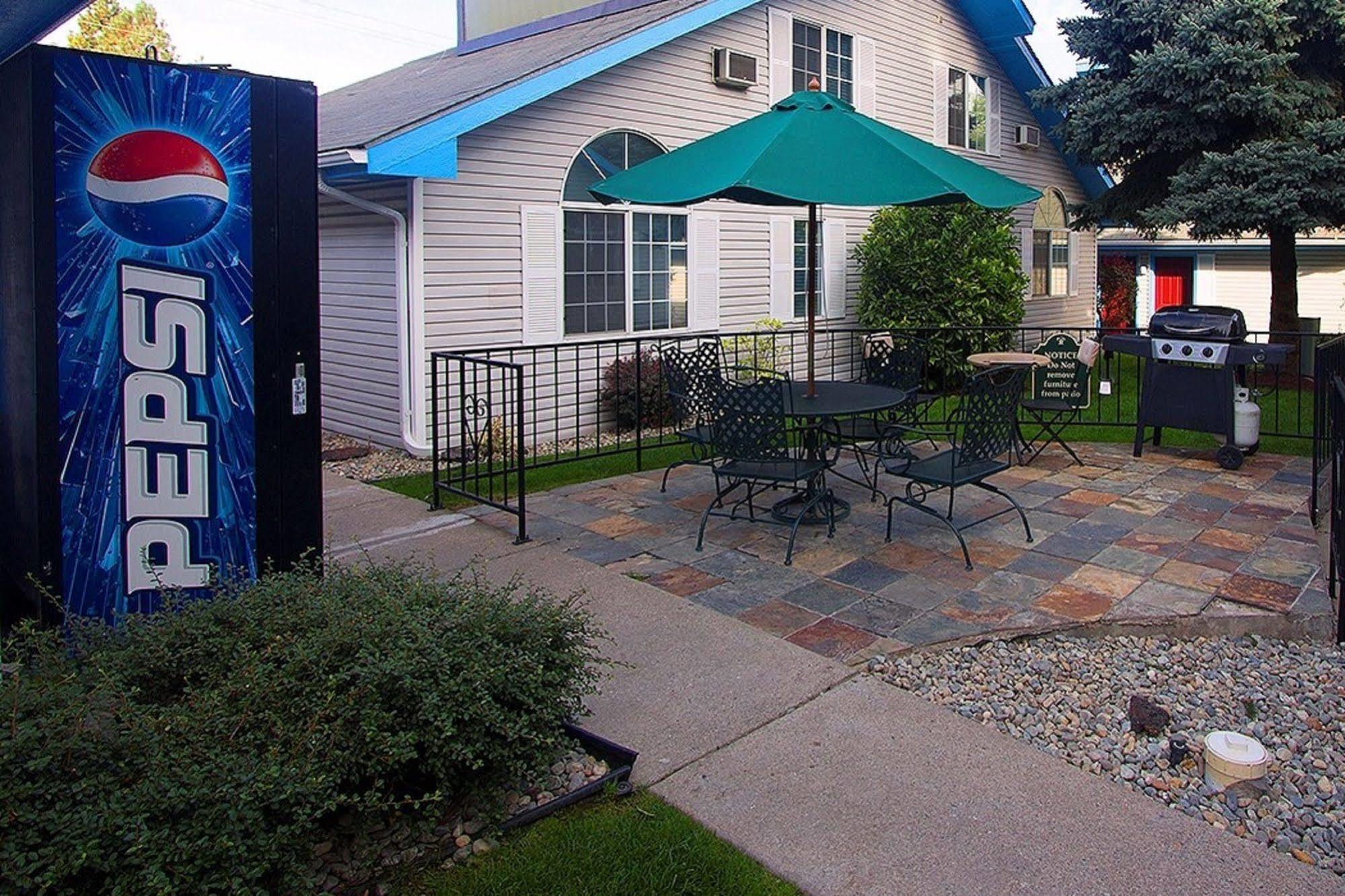 Turning Leaf Townhome Suites Fairwood Extérieur photo