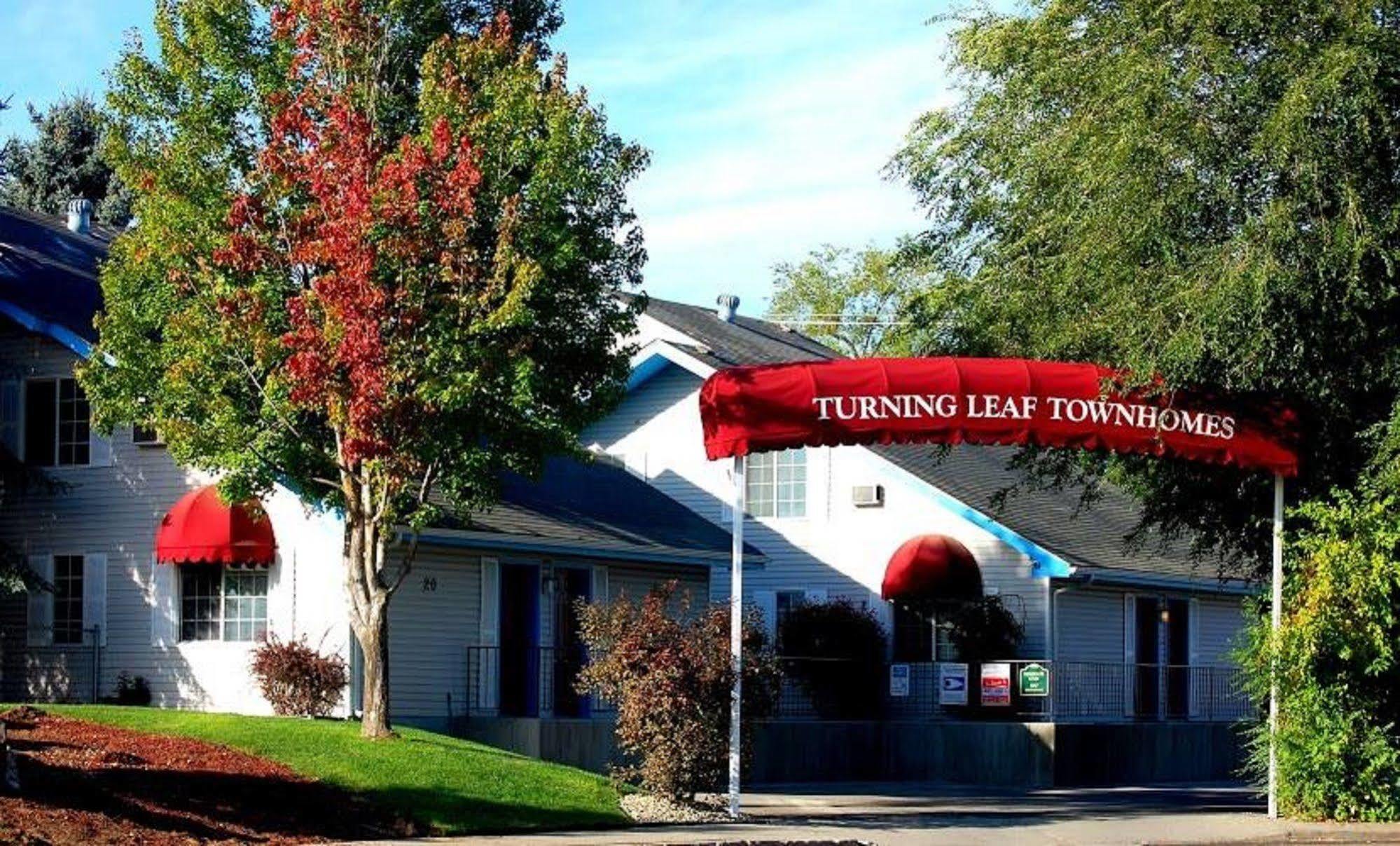 Turning Leaf Townhome Suites Fairwood Extérieur photo