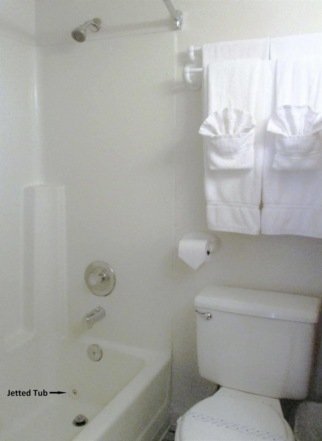 Turning Leaf Townhome Suites Fairwood Extérieur photo