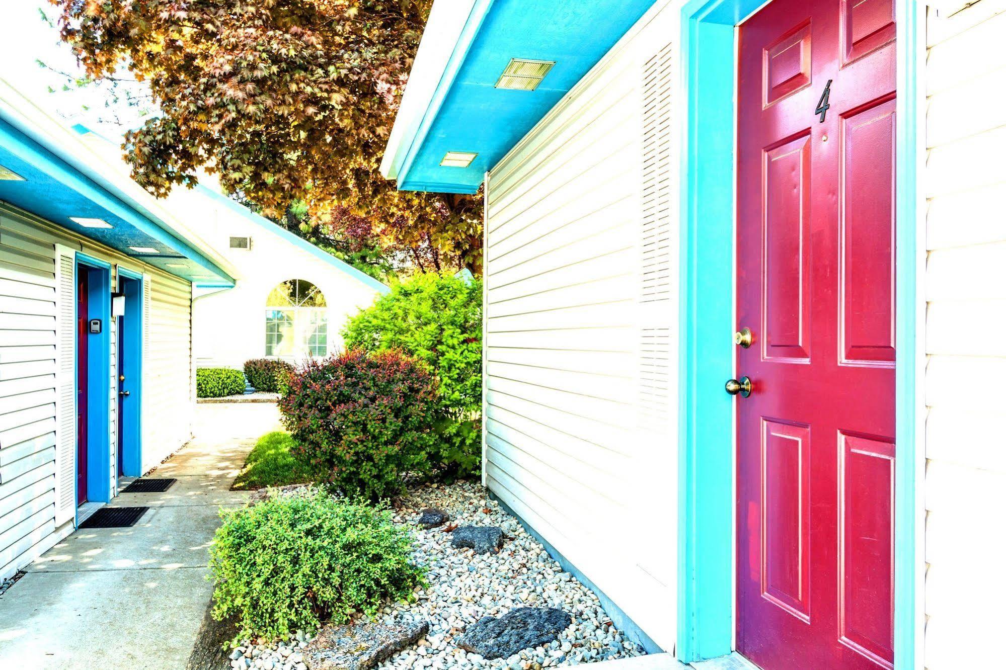 Turning Leaf Townhome Suites Fairwood Extérieur photo