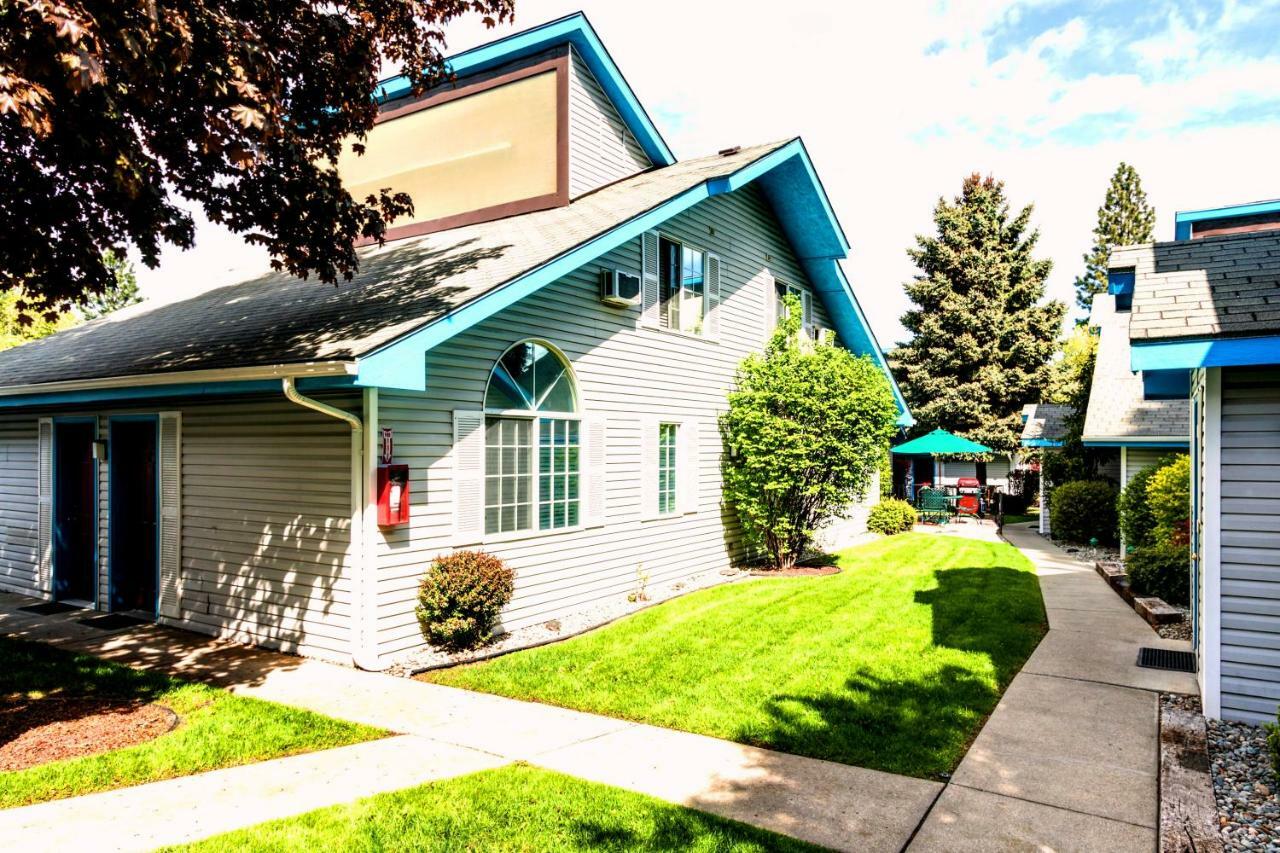 Turning Leaf Townhome Suites Fairwood Extérieur photo